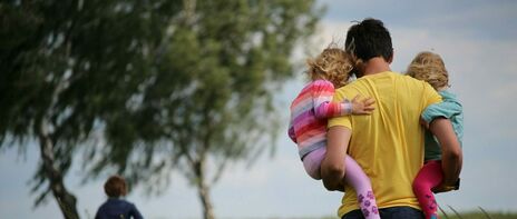 Helping children cope during an emergency or crisis • Preventive Health SA